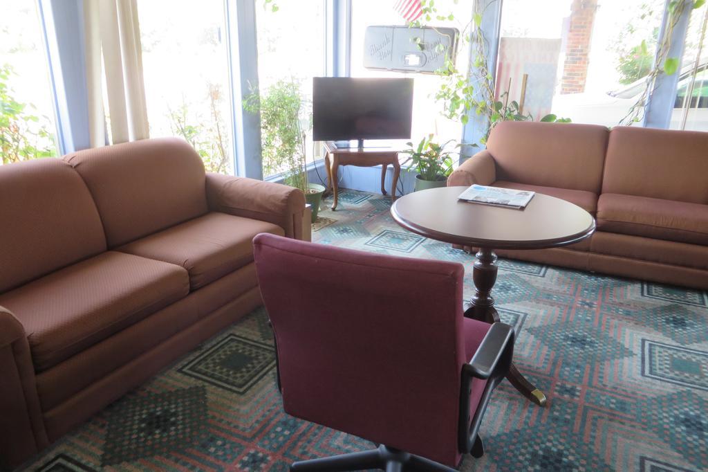 Best Budget Inn Спрингфилд Экстерьер фото
